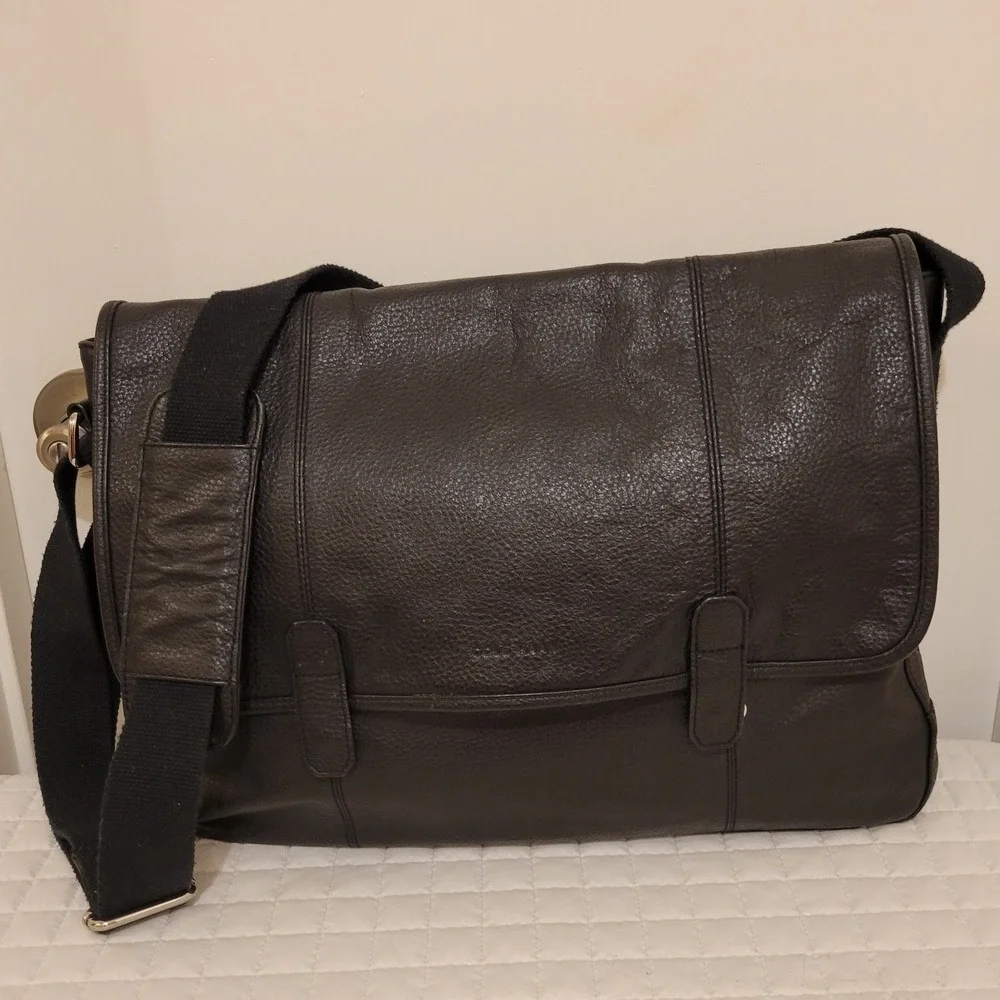 Cole Haan‎ Wayland Black Pebbled Leather Laptop Messenger Bag Satchel Corporate